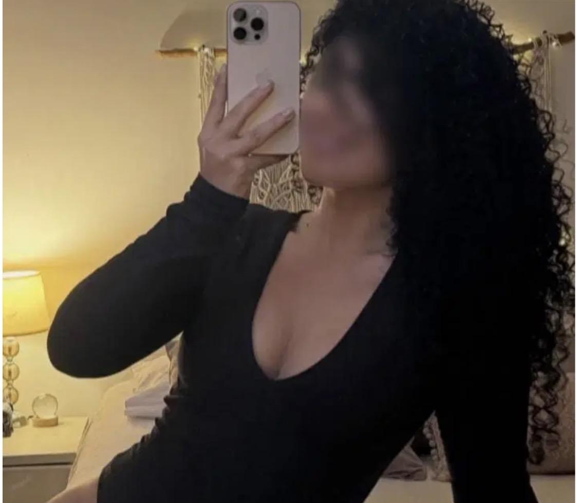 Chica busca chico en Lugo: 