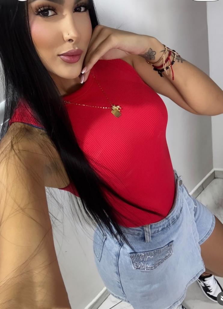 613751492: Chica busca chico en Navarra