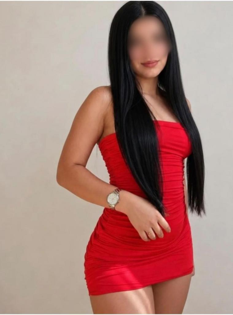 647428018: Chica busca chico en Cádiz