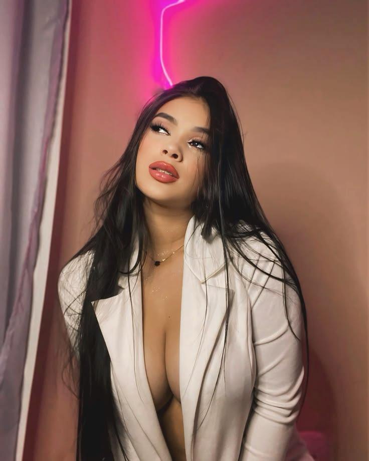 664238503: Chica busca chico en Madrid