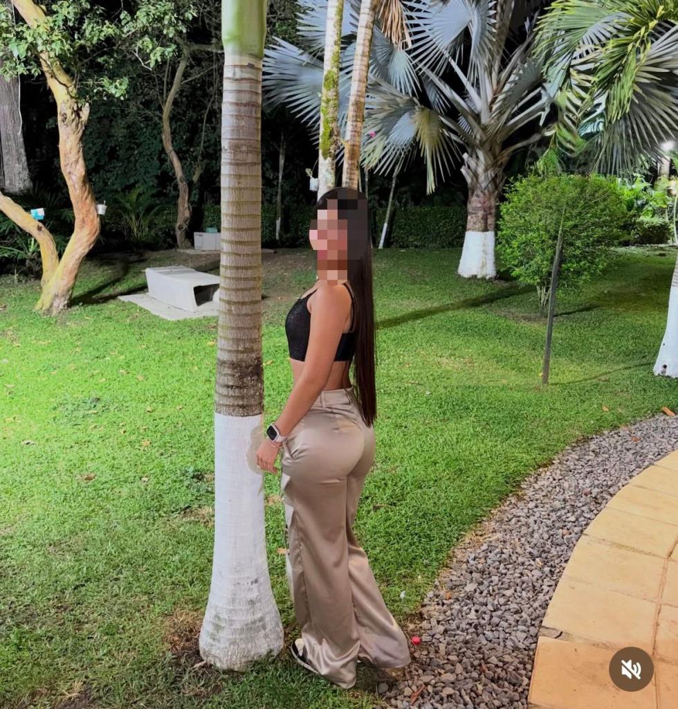 Chica busca chico en Cádiz: 