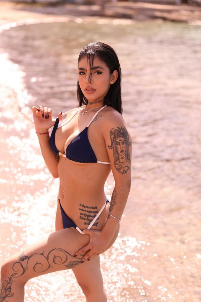 697965606: Chica busca chico en Málaga
