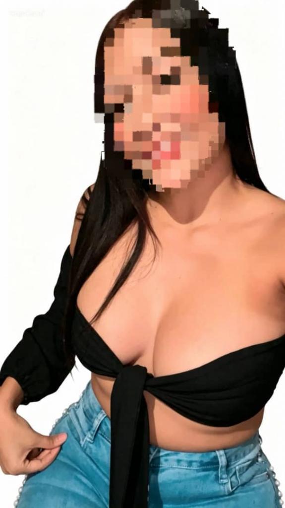 Chica busca chico en Cádiz: 