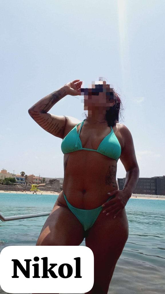 631654766: Chica busca chico en Las Palmas