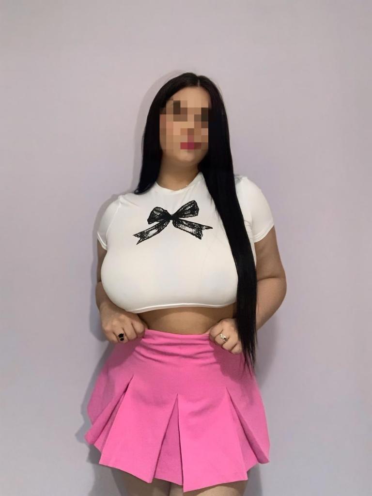 711236886: Chica busca chico en Madrid