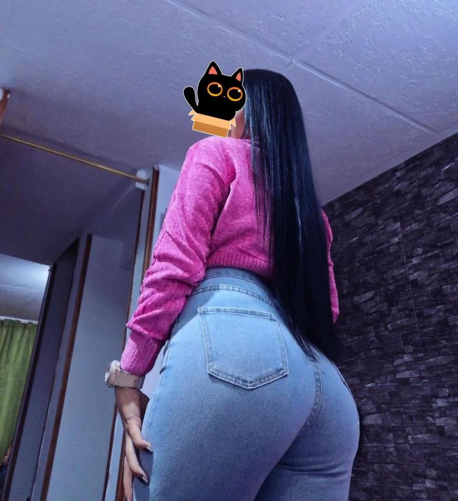 Chica busca chico en Barcelona: Chica busca chico