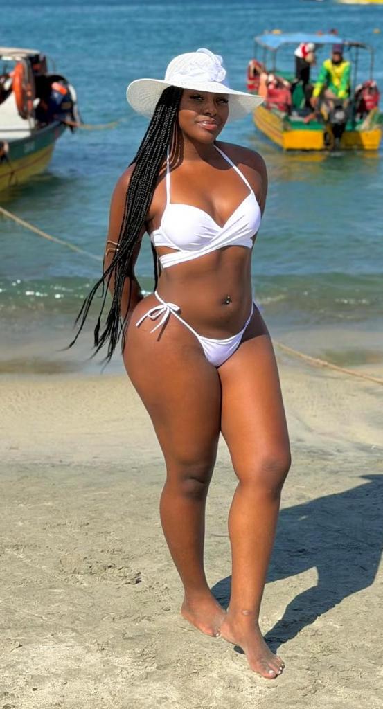 612282045: Chica busca chico en Valencia