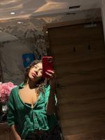 667233369: Chica busca chico en Barcelona