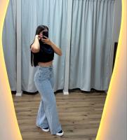 644827330: Chica busca chico en Madrid