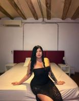667482318: Chica busca chico en Barcelona