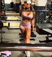 661470665: Chica busca chico en Málaga
