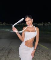 632286489: Chica busca chico en Gerona