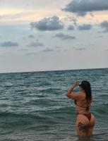 658224484: Chica busca chico en Sevilla