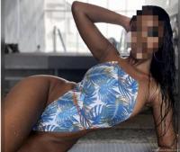 742057494: Chica busca chico en La Coruña