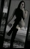604102319: Chica busca chico en Ibiza