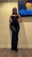 663188540: Chica busca chico en Barcelona