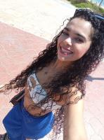 647315397: Chica busca chico en Madrid