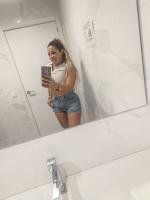 631501733: Chica busca chico en Barcelona