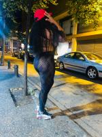604172301: Chica busca chico en Madrid