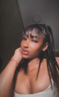 631281246: Chica busca chico en Murcia