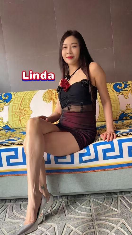 697389667: Chica busca chico en Madrid