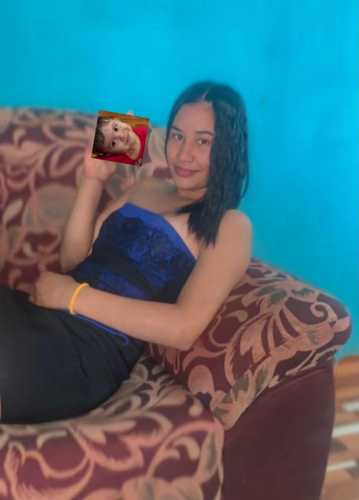 672536674: Chica busca chico en Barcelona