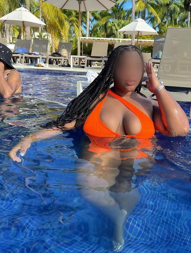 Chica busca chico en Tenerife: 