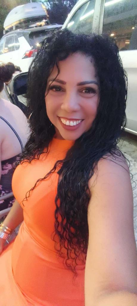 613736207: Chica busca chico en Madrid