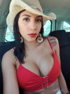 Chica busca chico en Ibiza: 