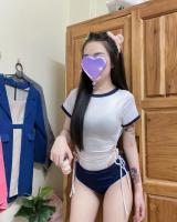 697819499: Chica busca chico en Barcelona