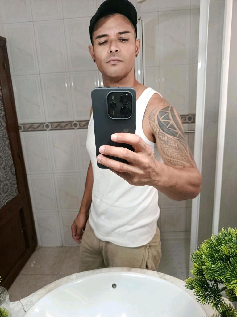 Chico busca chica en Pontevedra: 