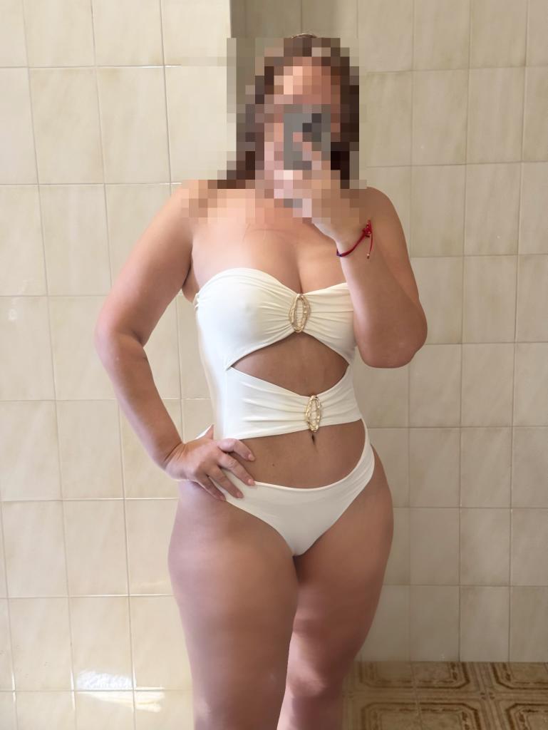 Chica busca chico en La Coruña: Chica busca chico