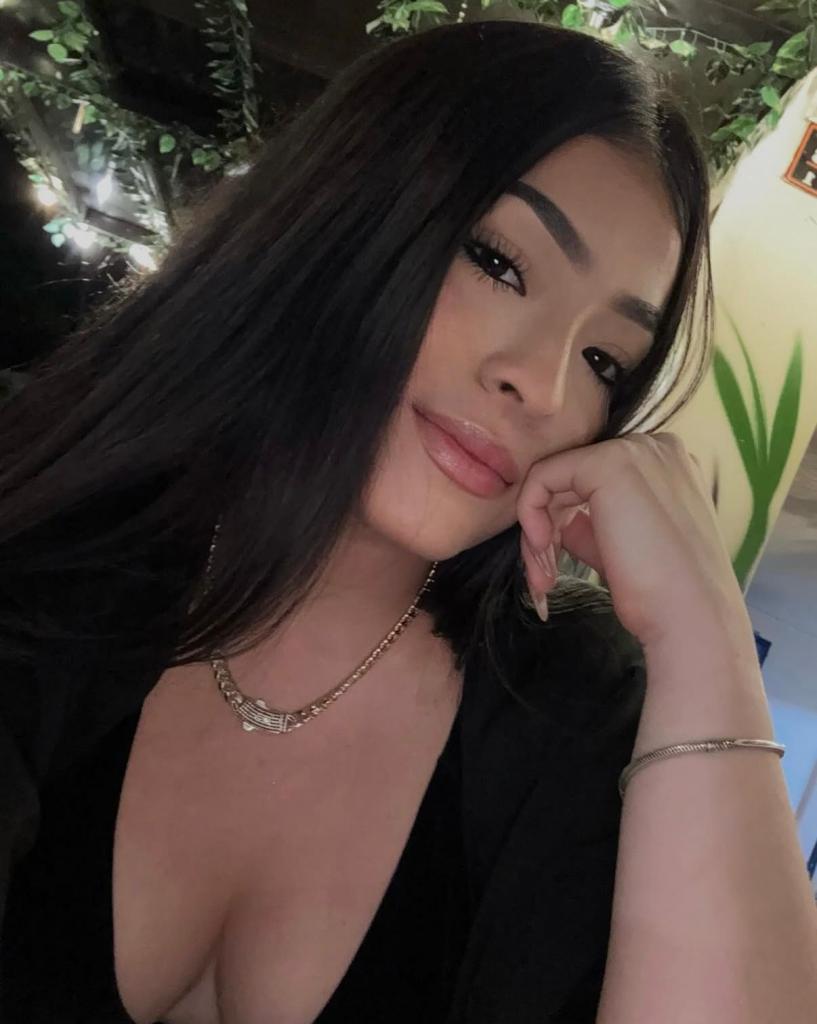 Chica busca chico en Granada: 