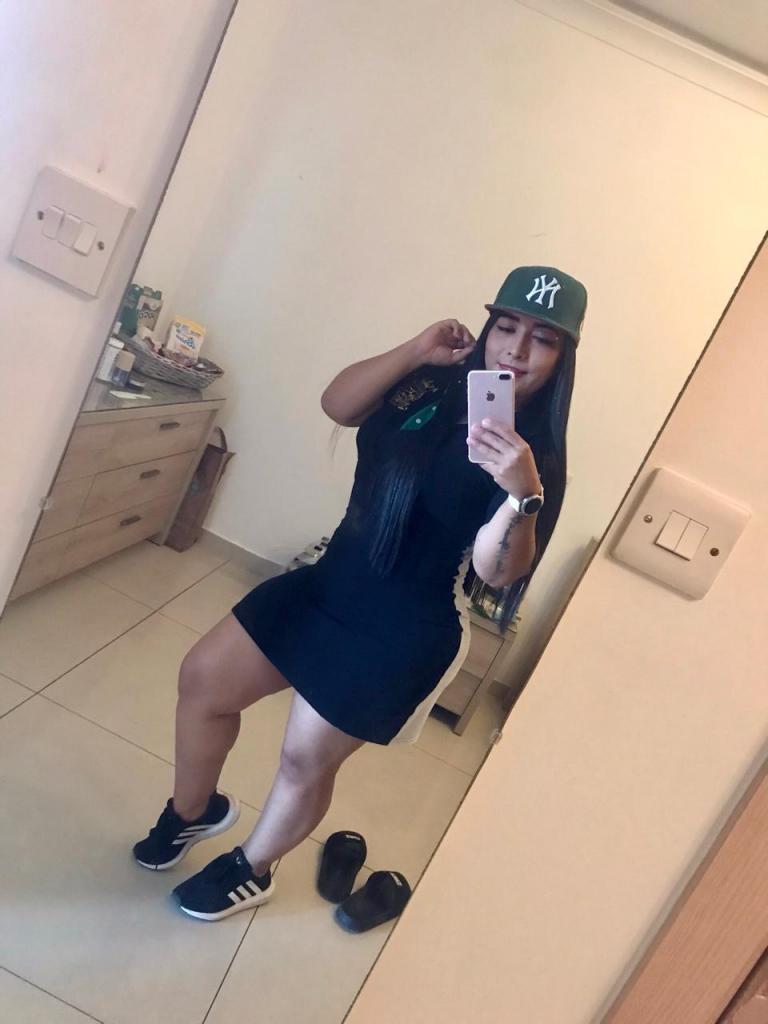 Chica busca chico en Ibiza: 