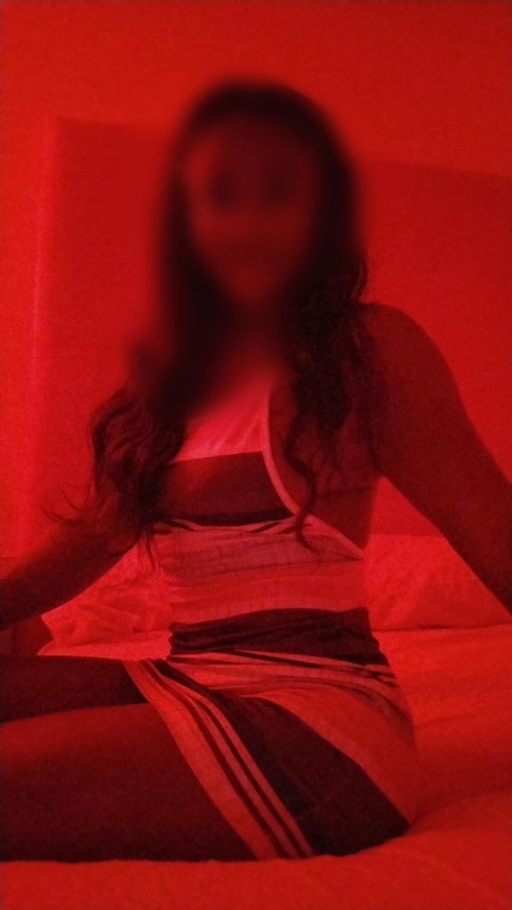 Chica busca chico en Sevilla: 