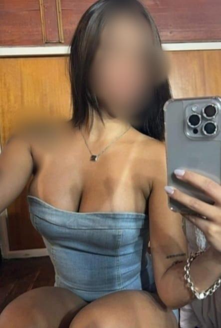 Chica busca chico en Granada: 