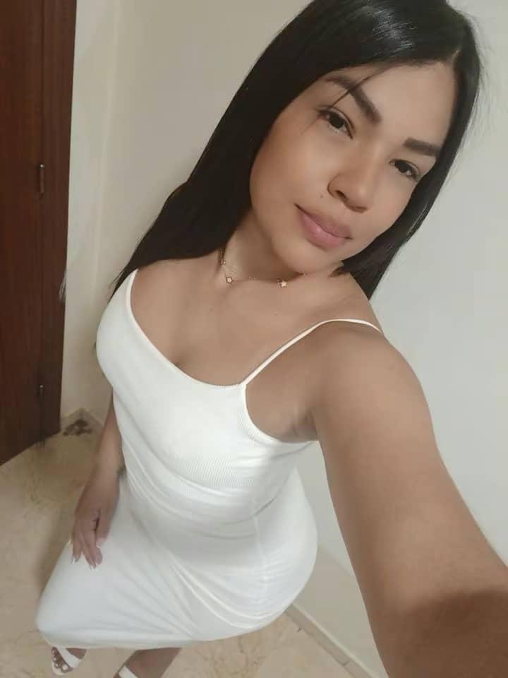 Chica busca chico en Sevilla: 