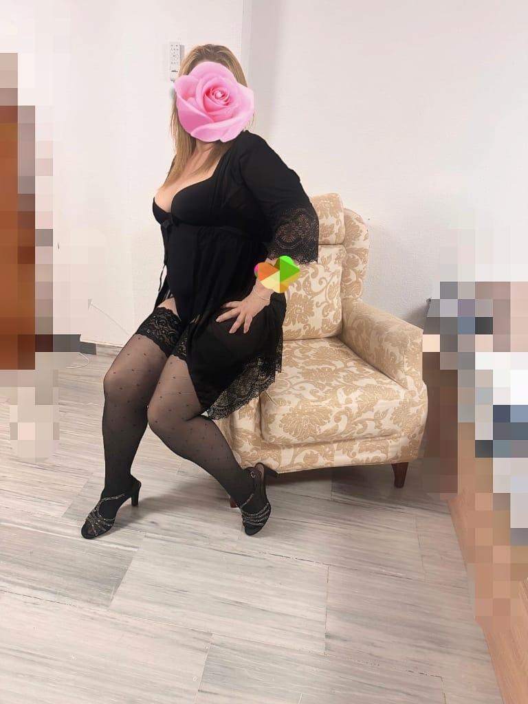 Chica busca chico en Jaén: 