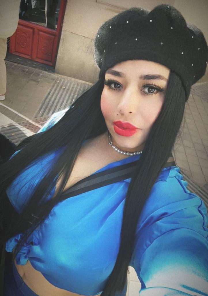 Chica busca chico en Almería: 