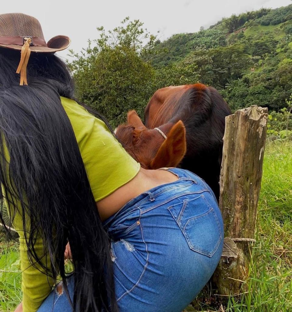 Chica busca chico en Granada: 