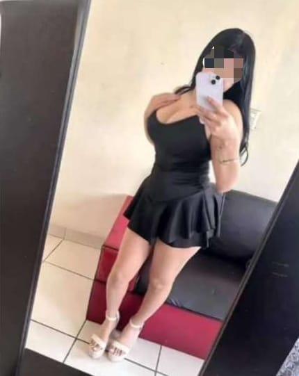 Chica busca chico en Cádiz: 