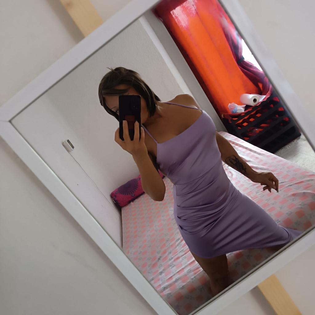 Chica busca chico en Granada: 