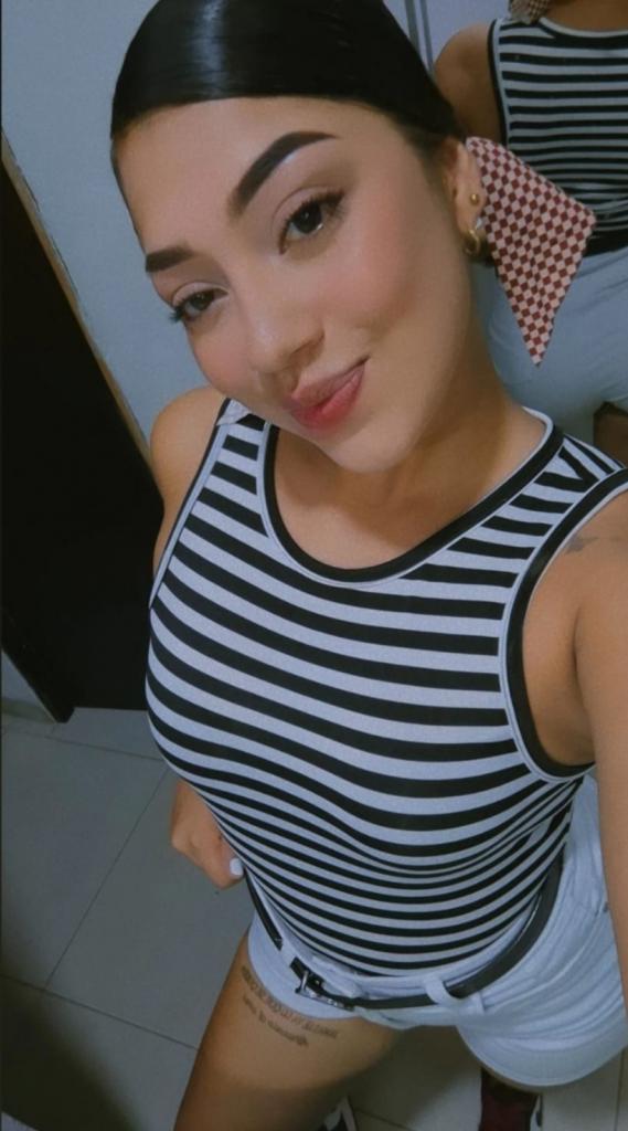 Chica busca chico en Sevilla: Chica busca chico