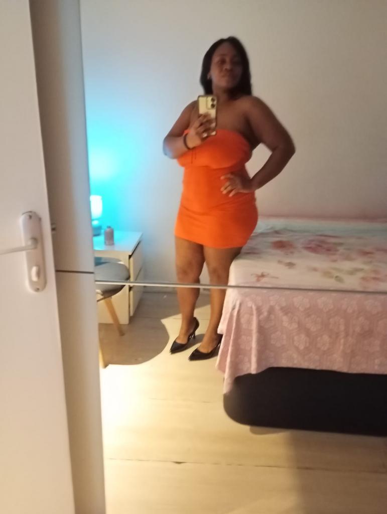 Chica busca chico en Castellón: 