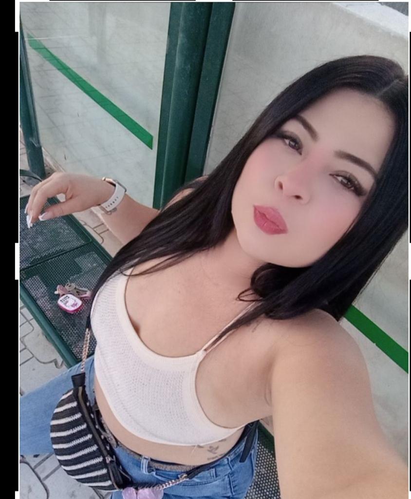Chica busca chico en Granada: 