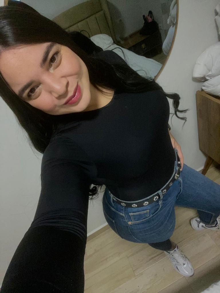 Chica busca chico en Tenerife: 