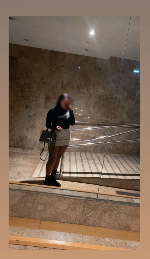Chica busca chico en Granada: 