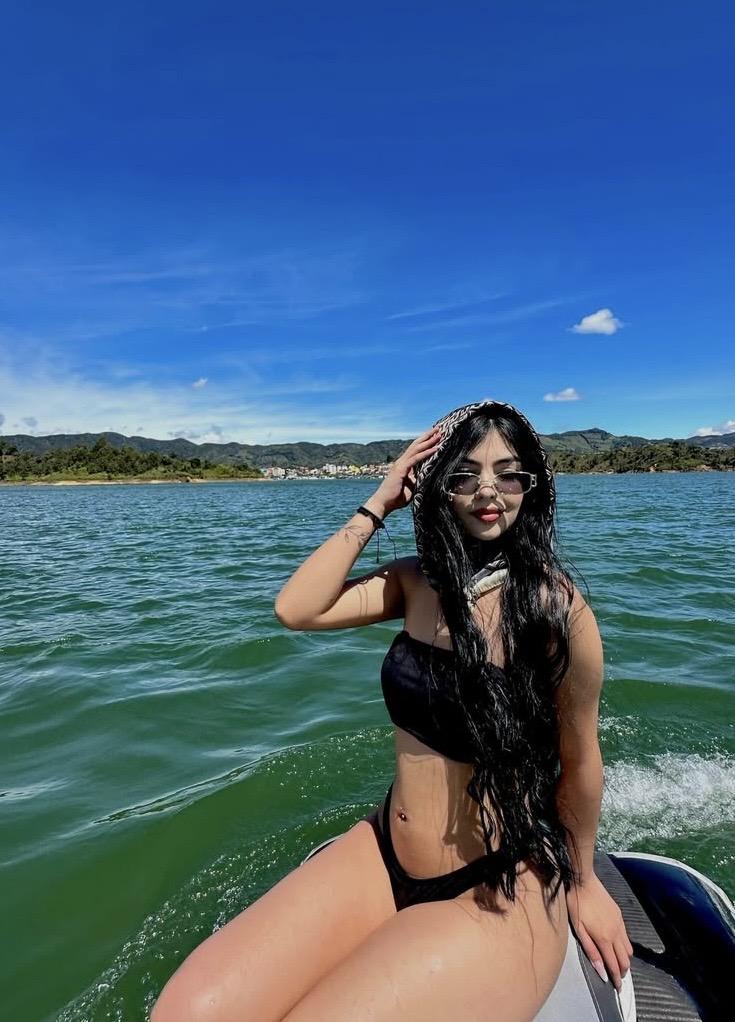 Chica busca chico en Tenerife: 