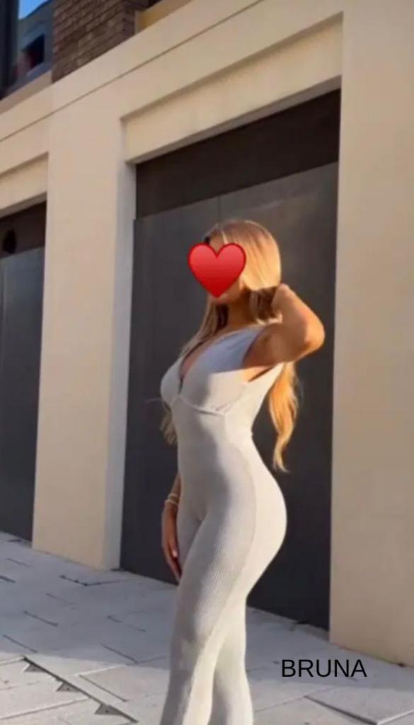 Chica busca chico en Pontevedra: 
