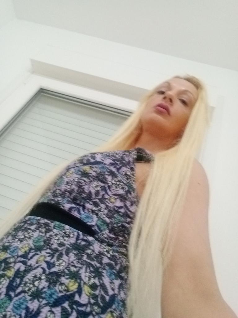 Chica busca chico en La Coruña: 